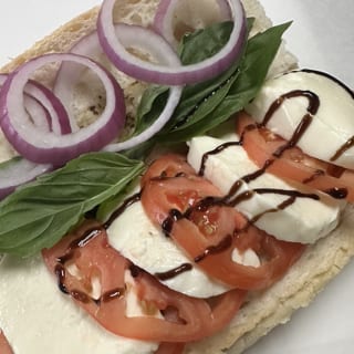 6" Fresh Mozz **